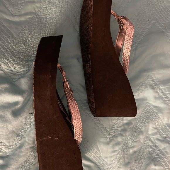 Guess black with silver high platforms - Picture 3 of 3